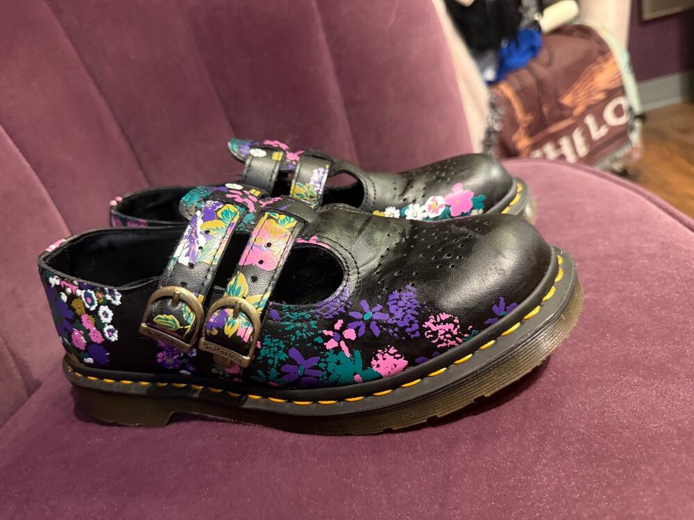 Dr. Martens 8065
Vintage Floral Leather
Mary Janes